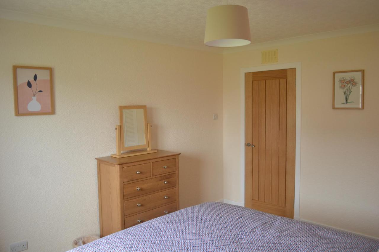 Kilronan Self Catering - Eoropie, Isle Of Lewis *